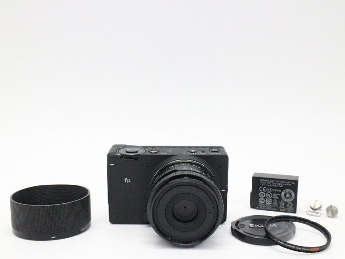 福岡県大野城市にて、SIGMA fp 45mm F2.8 DG DN Contemporary キット ミラーレス 一眼カメラを買い取らせていただきました