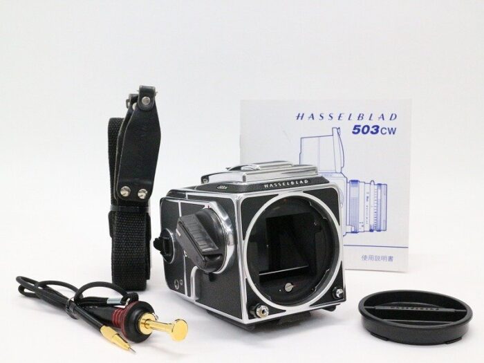 東京都世田谷区にて、HASSELBLAD 503CWA12 中判 フィルムカメラを買い取らせていただきました